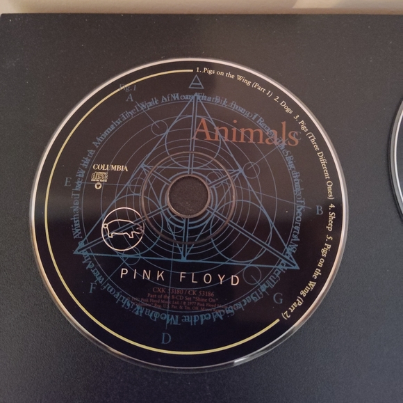 Free with purchase 3 Pink Floyd CDs - Picture 3 of 4